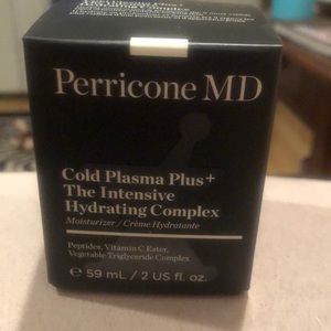 Perricone MD cold plasma plus the intensive hydrating complex moisturizer